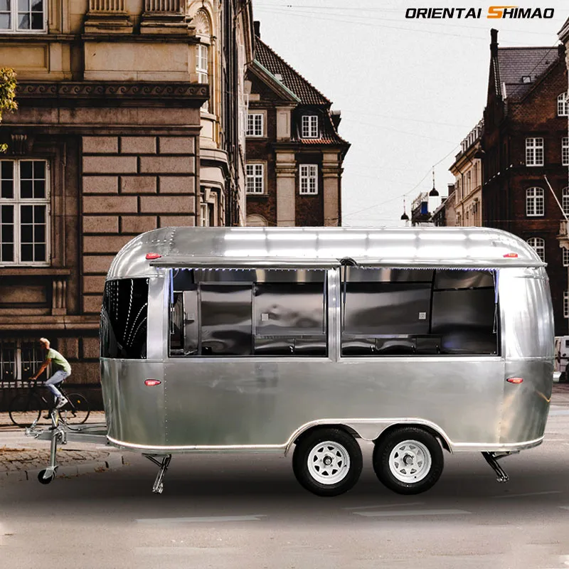 شاحنة طعام من الألومنيوم Airstream